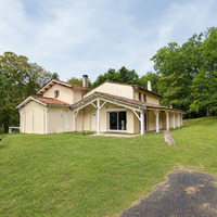 Maison Domaine du Bois de Chartres 33760 Targon