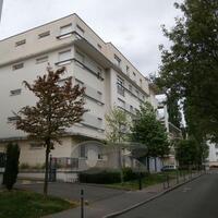 2 PIECES MEUBLE AVEC PARKING