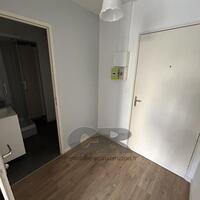 Studio avec parking - secteur Hopital central