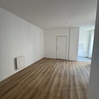 Appartement nu à louer