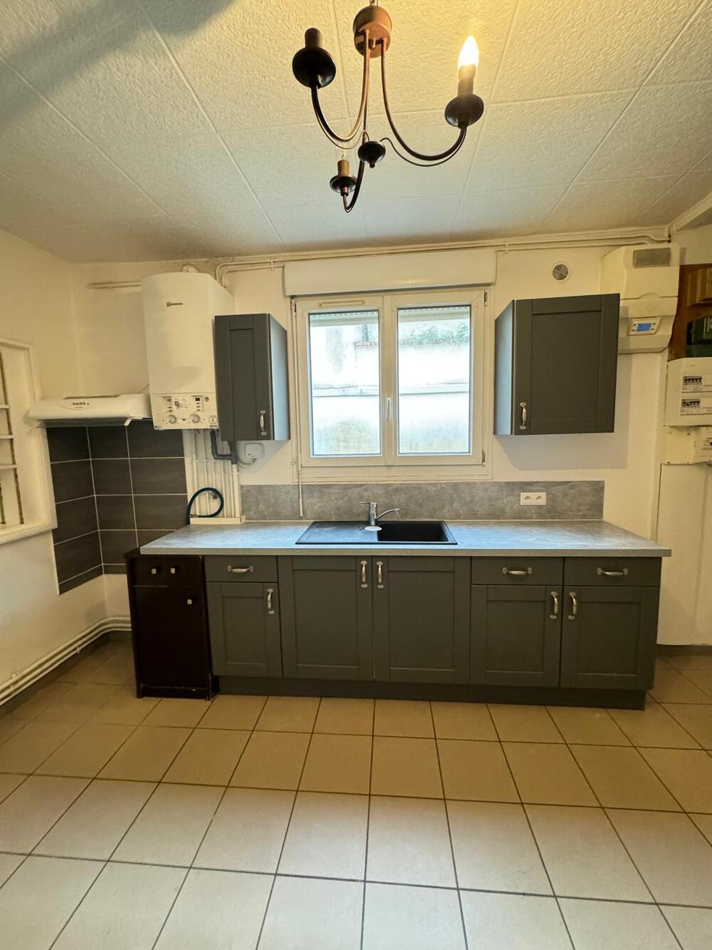 Appartement nu à louer