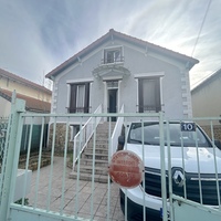 Local commercial Rue de Simiane 93190 Livry-Gargan