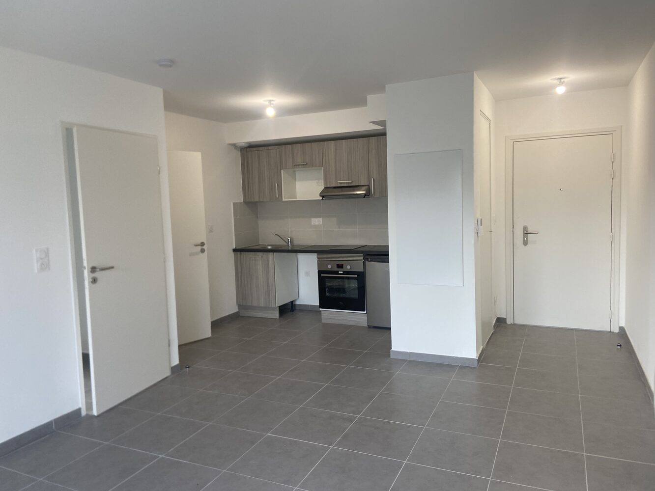 Appartement nu à louer