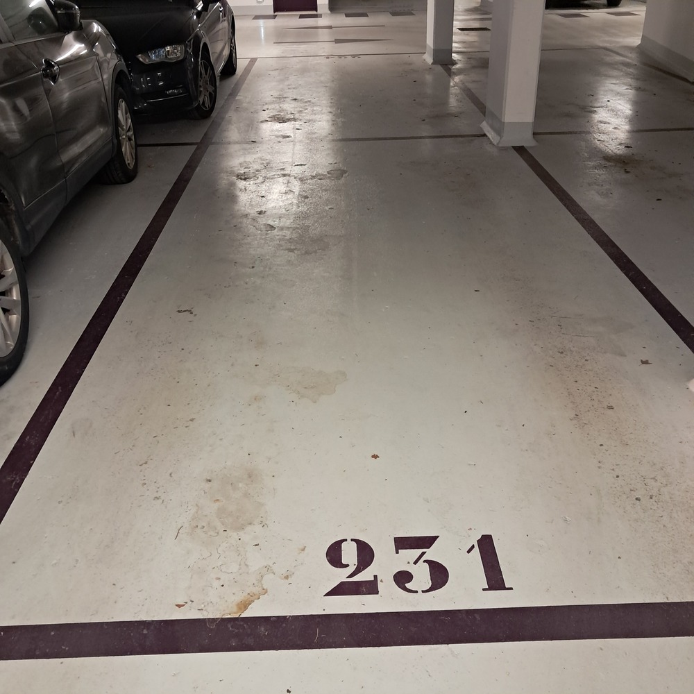 Place de parking à louer