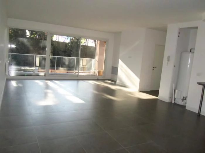 Appartement nu à louer