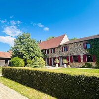 Propriété de charme avec activités touristique et bien être clé 
