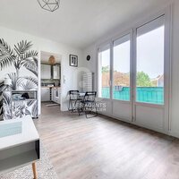 Studio 29 m² + balcon + cave + parking