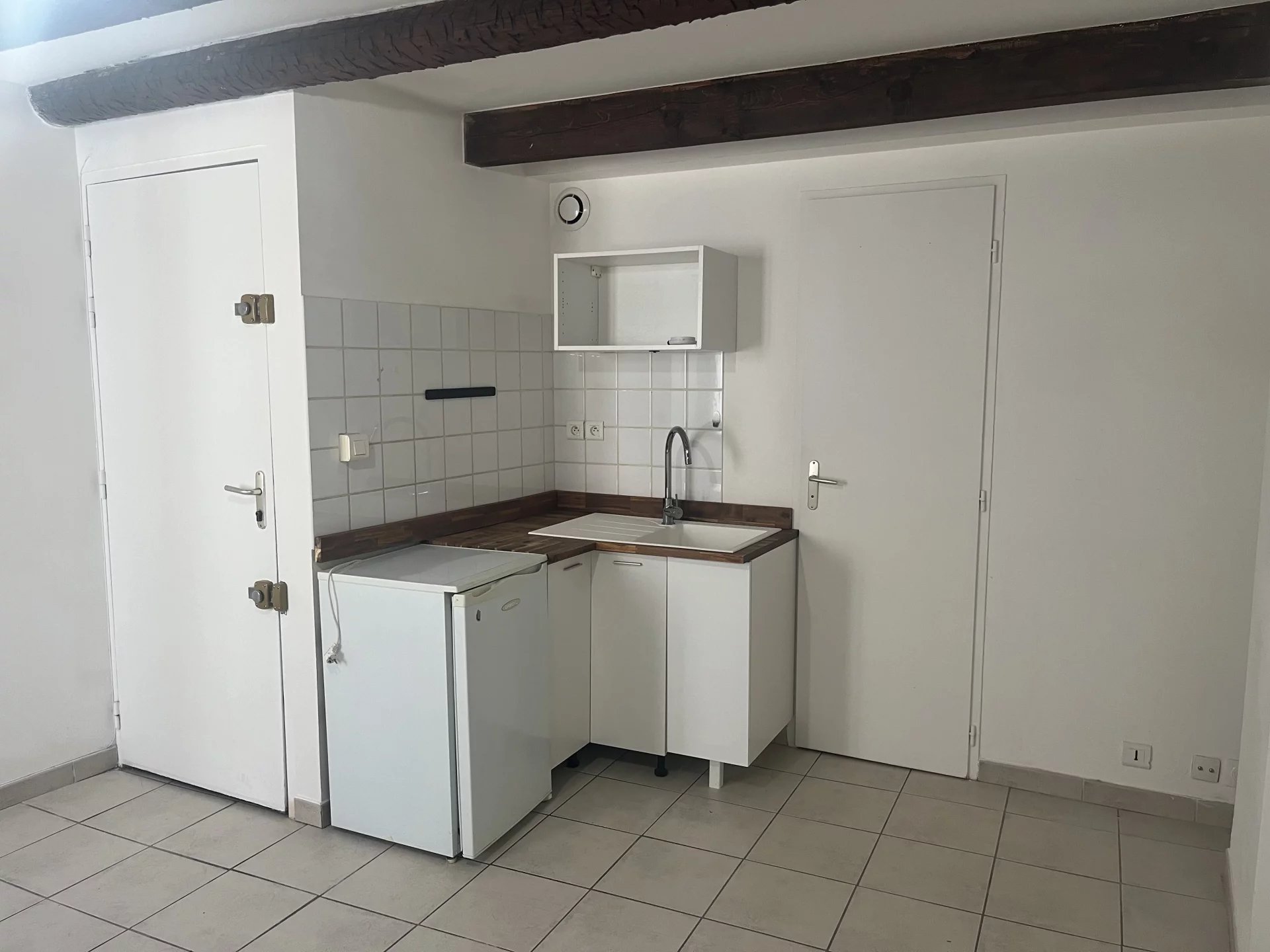 Appartement nu à louer