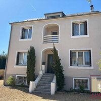 NOGENT LE ROI Grande maison familiale de 145 m² avec une dépenda