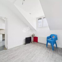 ***appartement 2 pièces***RER C Vitry Gare***