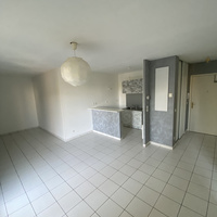 F2 possibilité F3 de 48m2 à VILLENOY 