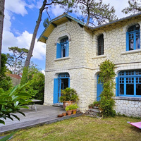 VILLA de CARACTERE