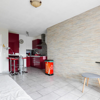 APPARTEMENT AVEC GRANDE TERRASSE
