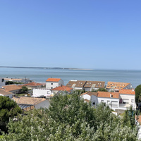 APPARTEMENT VUE MER