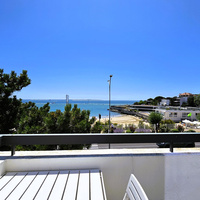 APPARTEMENT FACE MER