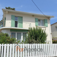 400 M PLAGE DE FONCILLON MAISON DE VILLE 5PP AVEC GARAGE 