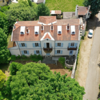 Élégante bâtisse du XIXe d'environ 465 m2 sur parc arboré de