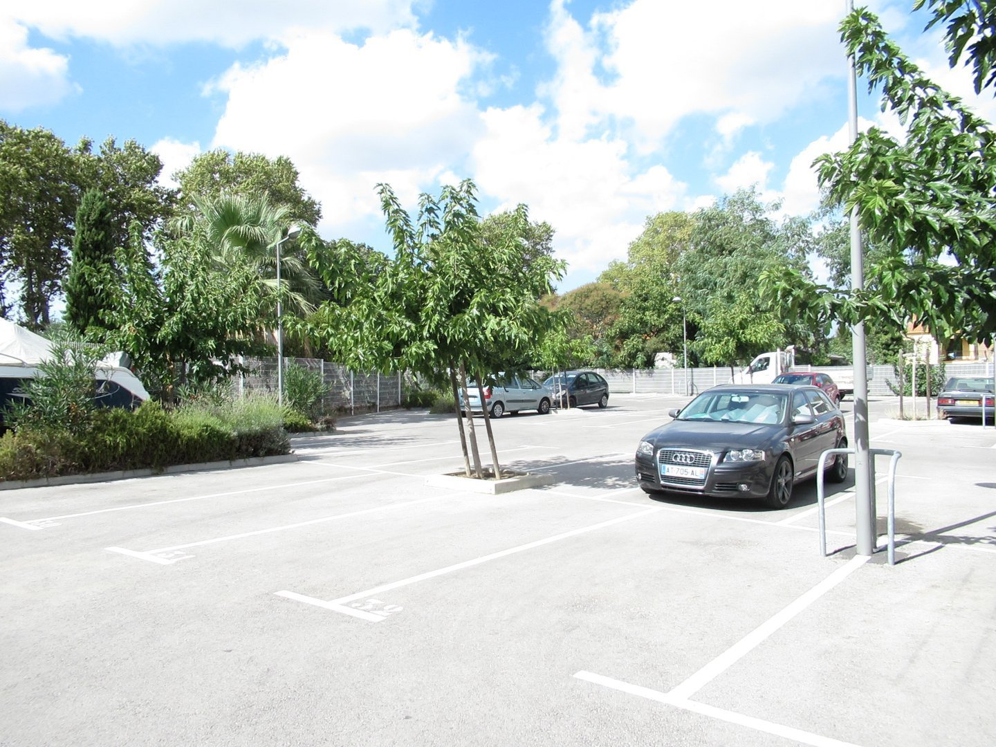 Place de parking à louer