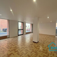 Local commercial/professionnel à Beaumont