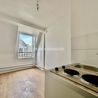 PARIS 16e - M�TRO VICTOR HUGO : CHAMBRE DE SERVICE. VENDUE OCCU