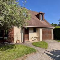 Maison en centre-ville avec son jardin et garage