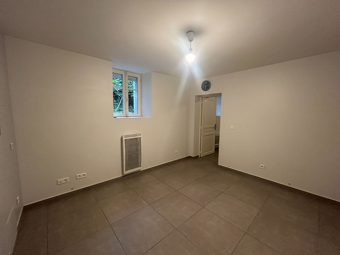 Appartement nu à louer
