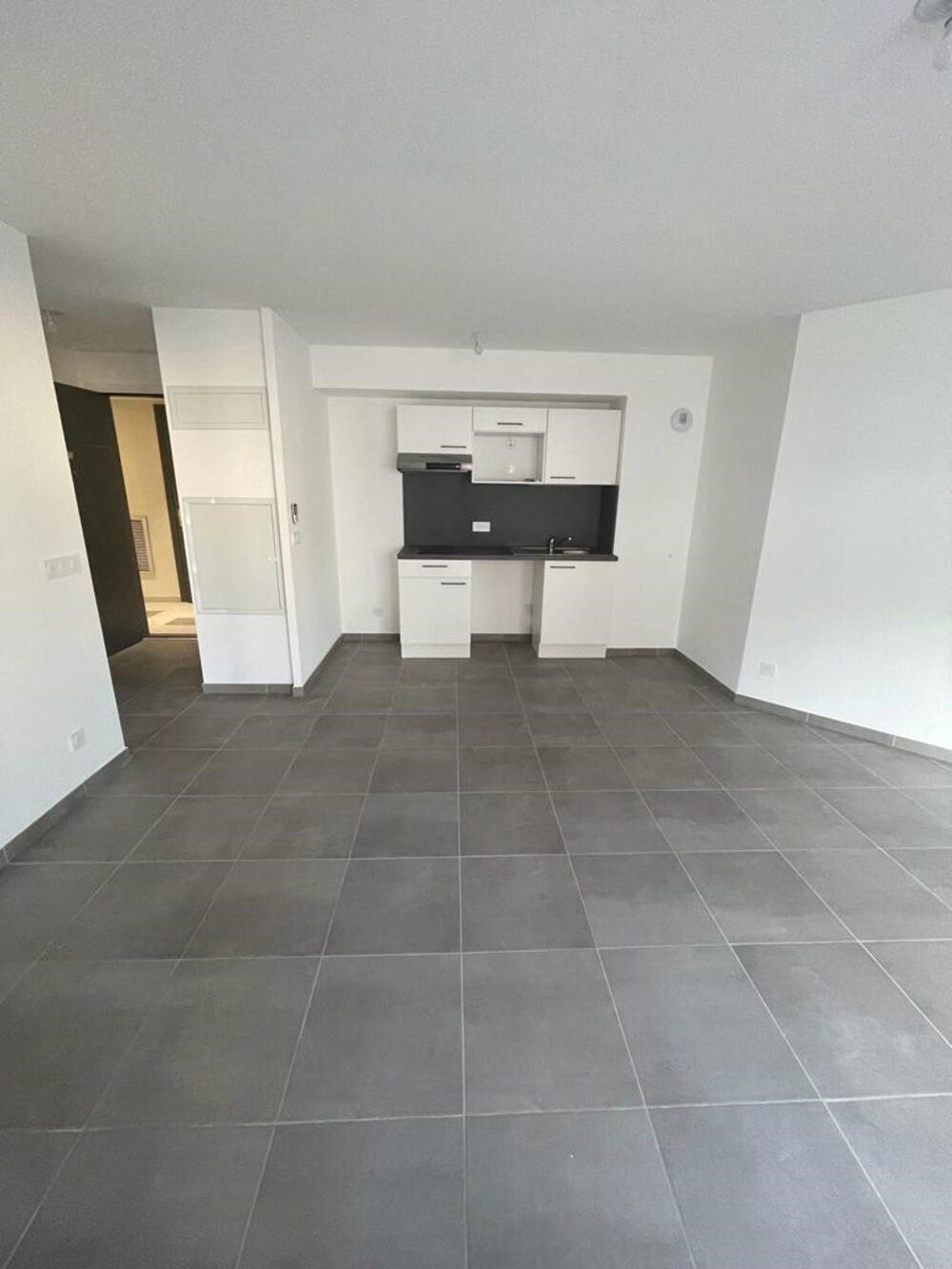 Appartement nu à louer
