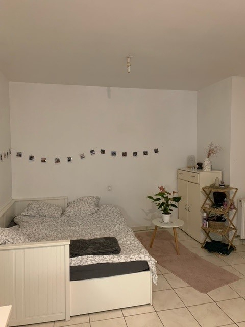 Studio meublé à louer