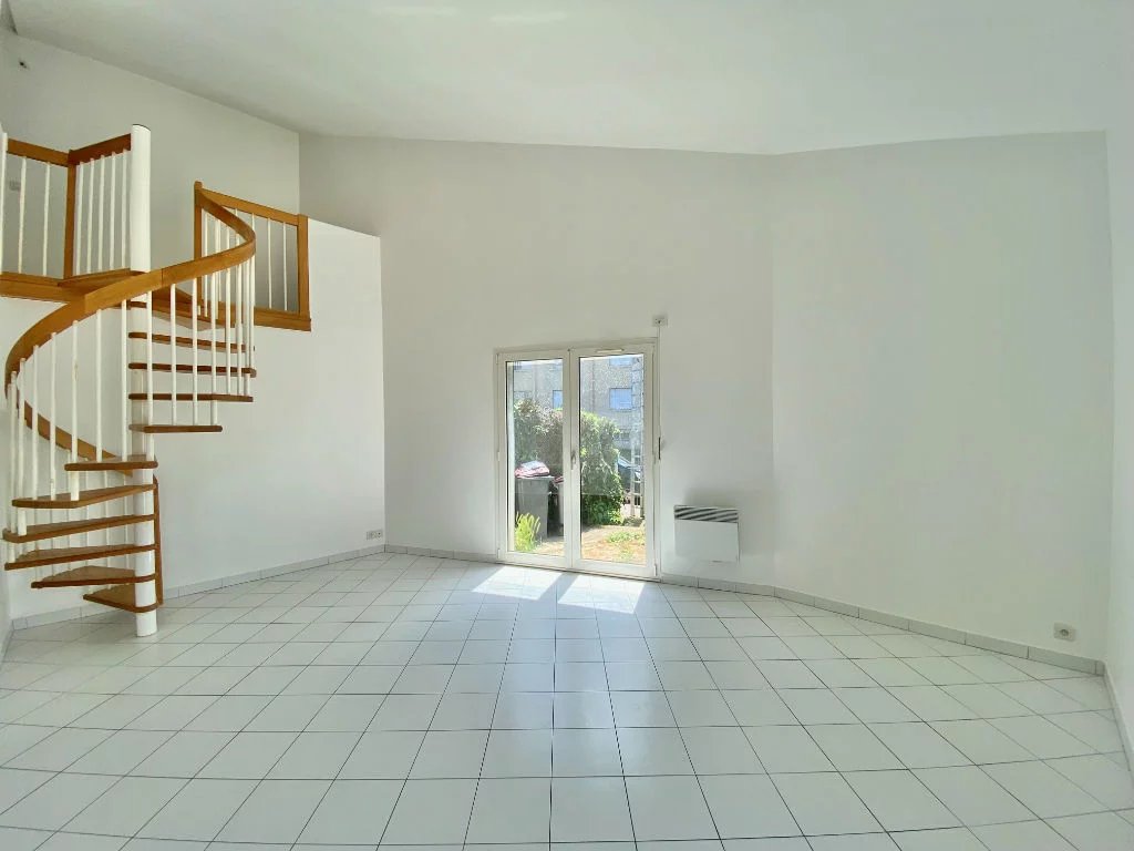 Appartement nu à louer