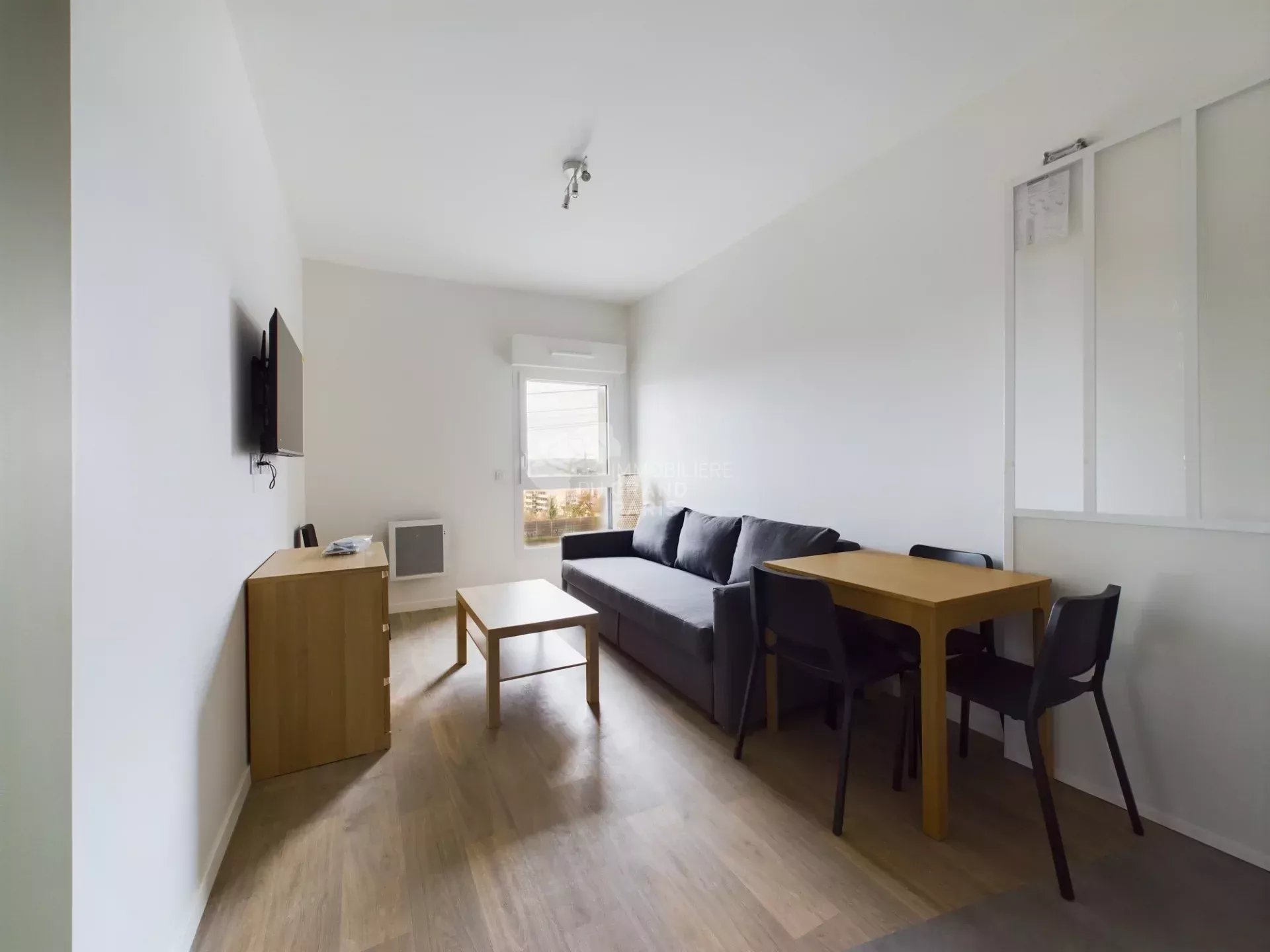 Studio meublé à louer