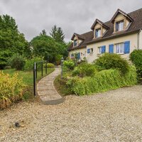Belle maison familiale avec grand terrain à Ferreux-Quincey