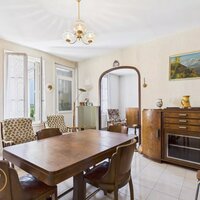 Maison de ville à rafraîchir, trois chambres, jardin