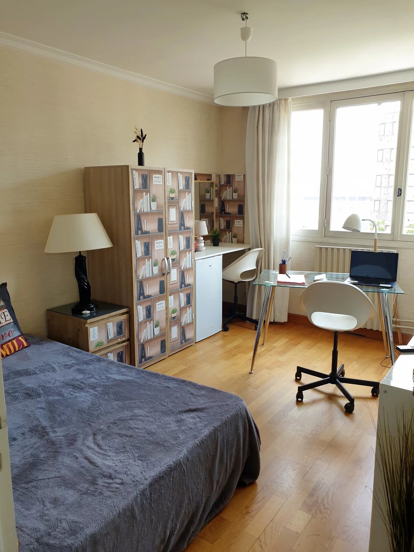 Studio meublé à louer