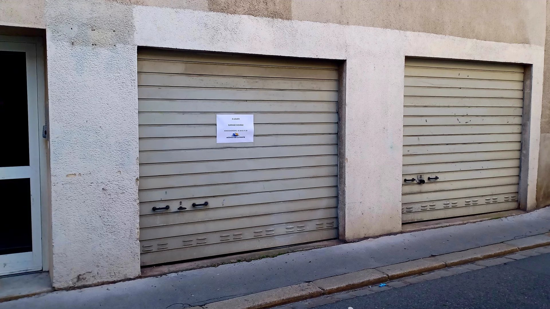 Place de parking à louer