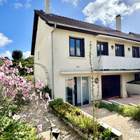 Maison individuelle 107 m² - Terrain 769 m² - 3 chambres - Com