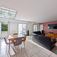 À vendre à Champs-sur-Marne  Duplex 5 pièces avec terrasse
