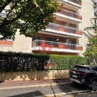Issy - Tariel - Bel appartement 3 pièces de 70 m2 avec cave et p