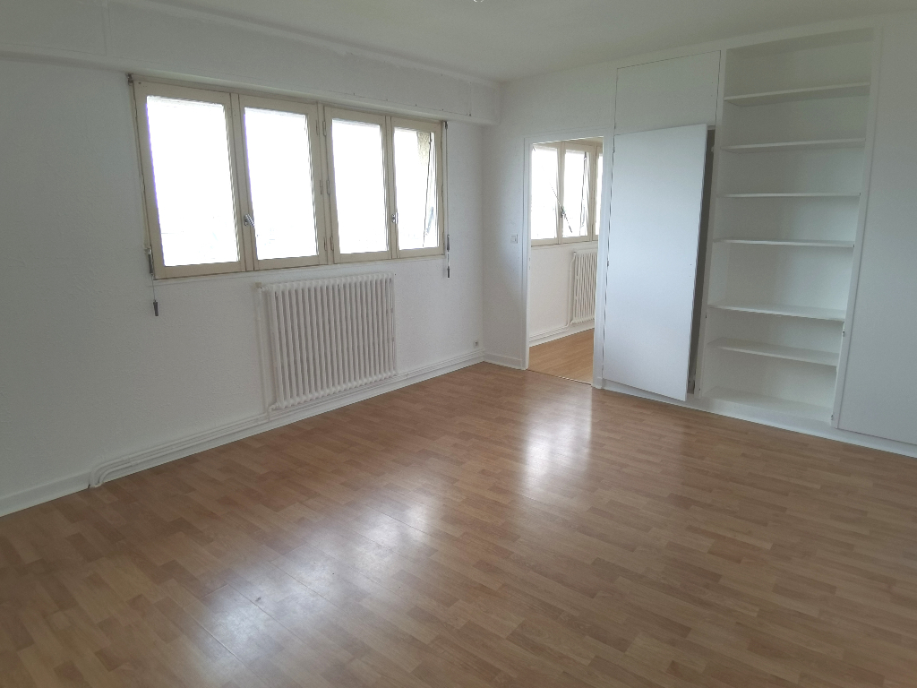 Appartement nu à louer