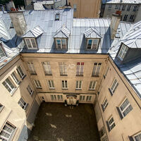 VERSAILLES