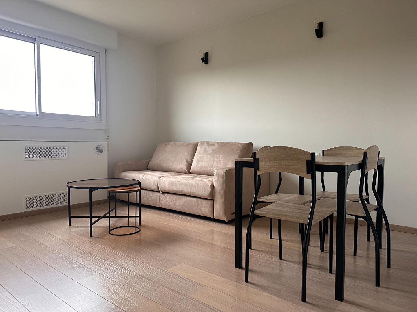 Studio meublé à louer