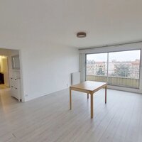 3 pièces COURBEVOIE BECON avec balcon-terrasse et vue dégagée