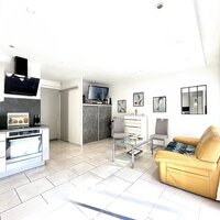 Charmant T2 rénové avec terrasse – Le Cannet
