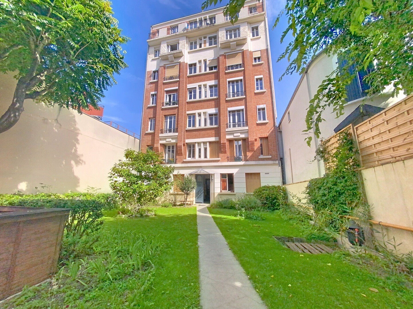 Studio meublé à louer