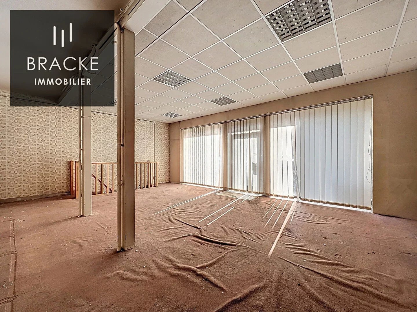 Local commercial à vendre