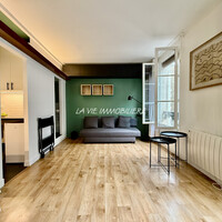 PARIS 6�. VAVIN : STUDIO EN EXCELLENT �TAT. TRES LUMINEUX. EXC