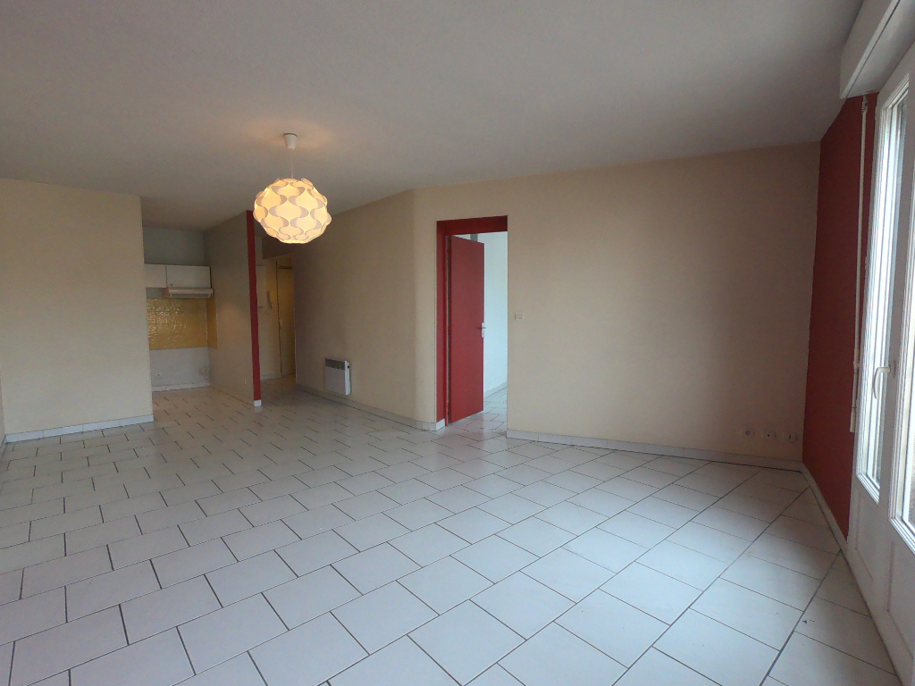 Appartement nu à louer