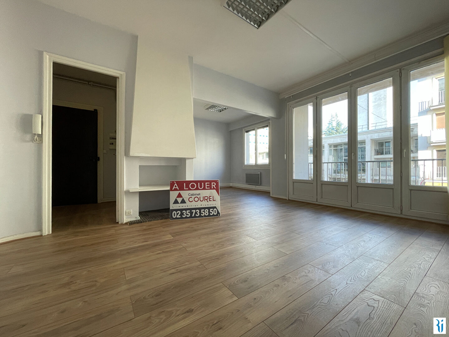 Appartement nu à louer