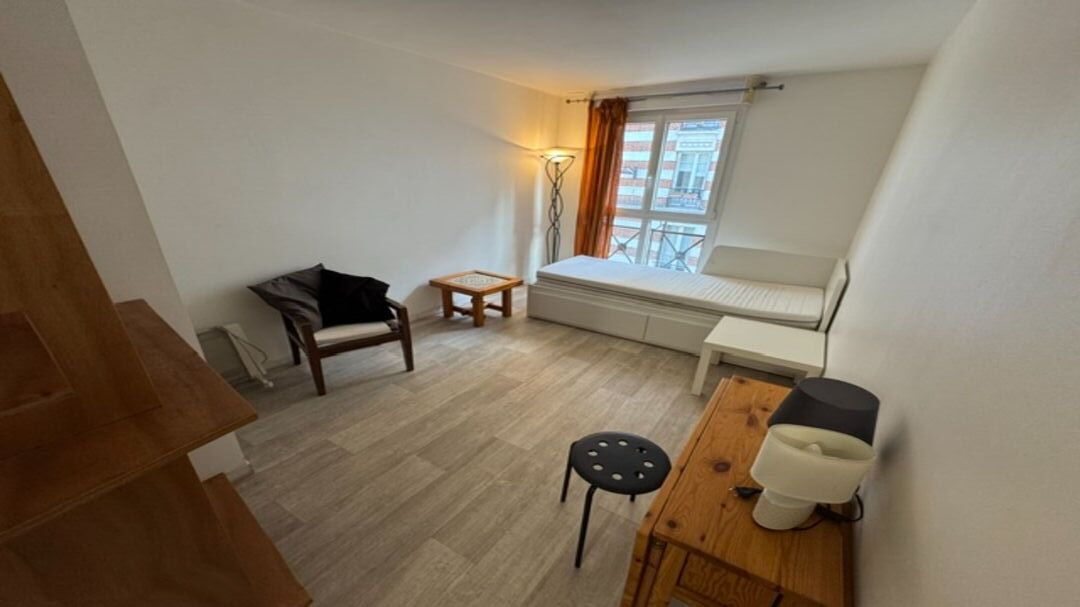 Studio meublé à louer