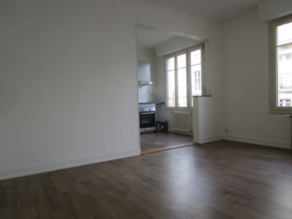 Appartement nu à louer