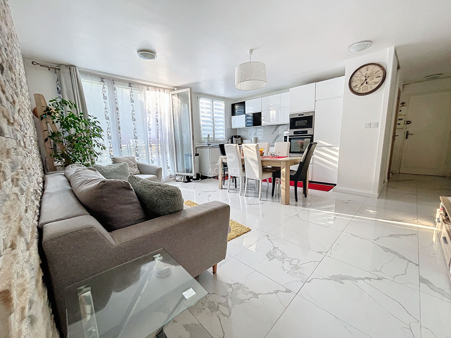 Appartement nu à louer